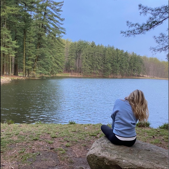 Meet your Posher, Lauren - Picture 1 of 1